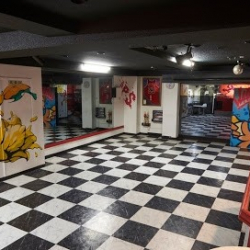 WAAAPS Bar & Studio